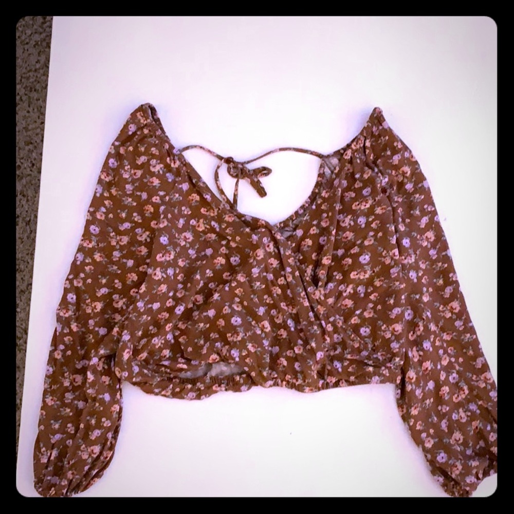 American eagle outfitters wrap front crop blouse